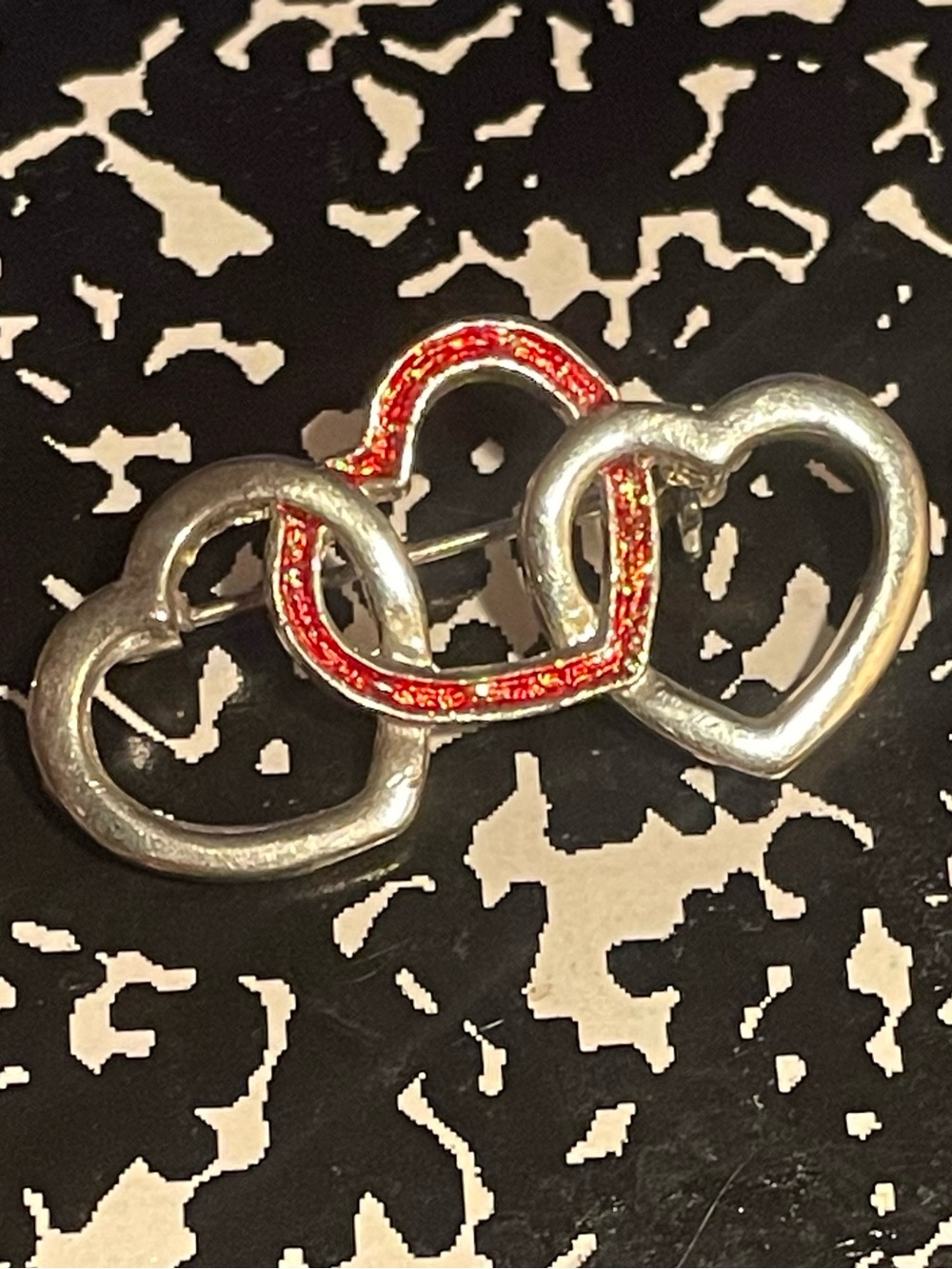 Vintage Style Silver Tone Interlocking Hearts Brooch Red Accent